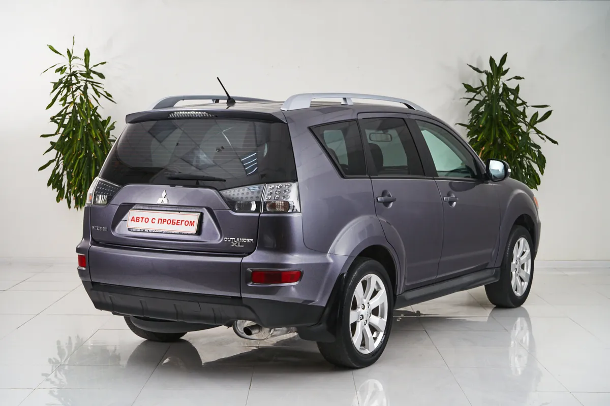 Mitsubishi Outlander II Рестайлинг — фото 5