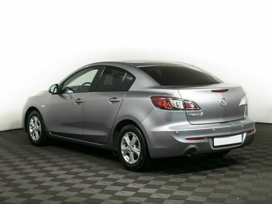 Mazda 3 II (BL) Рестайлинг — фото 3