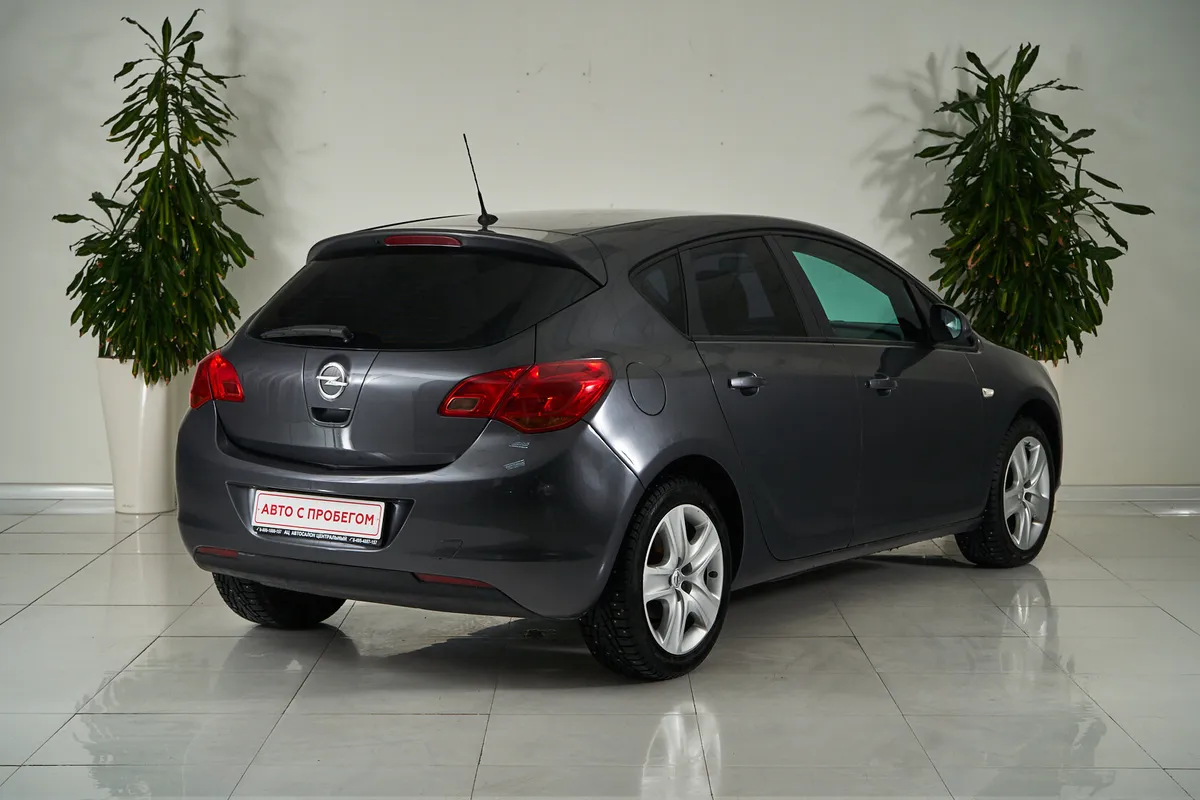 Opel Astra J — фото 5