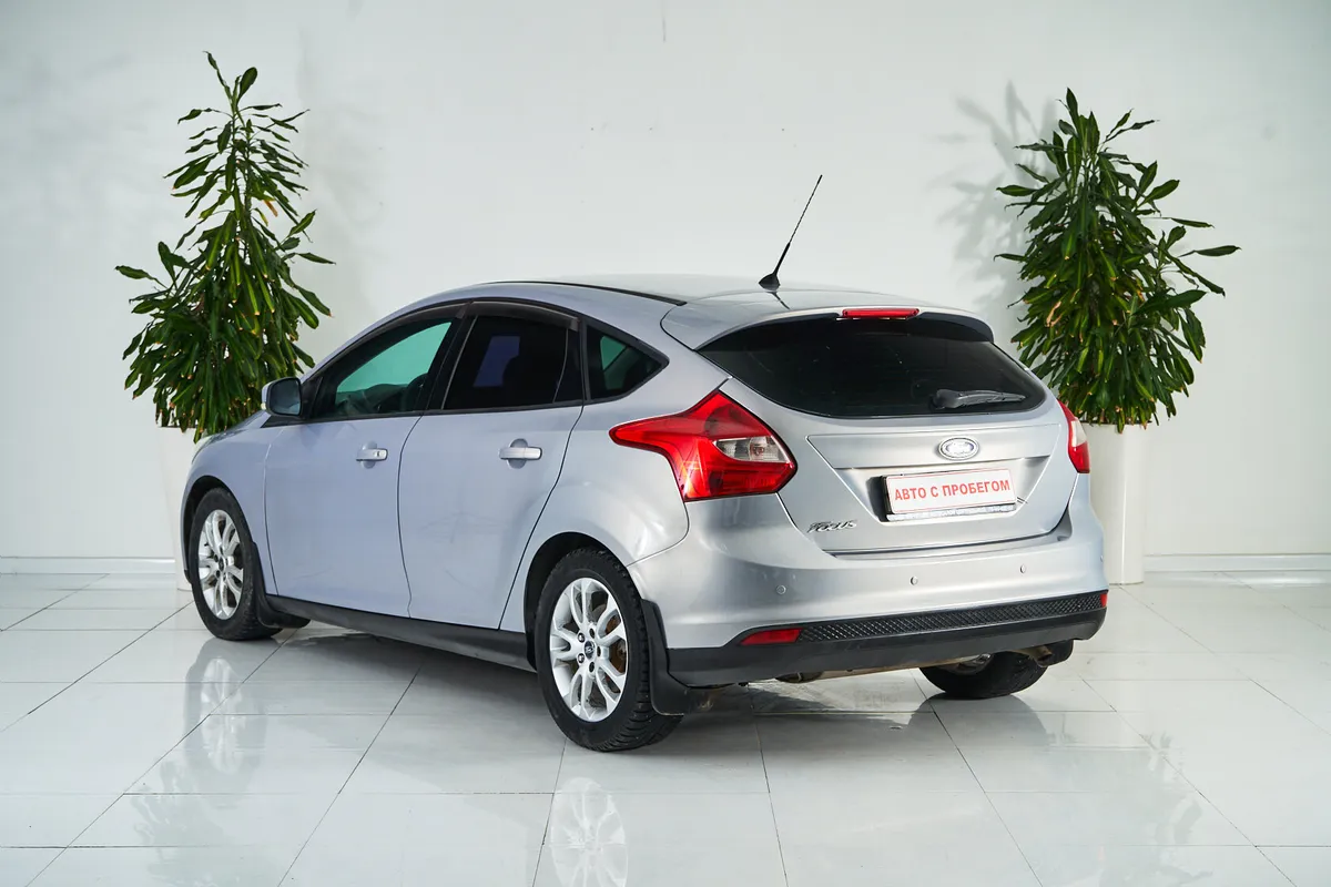 Ford Focus III — фото 4