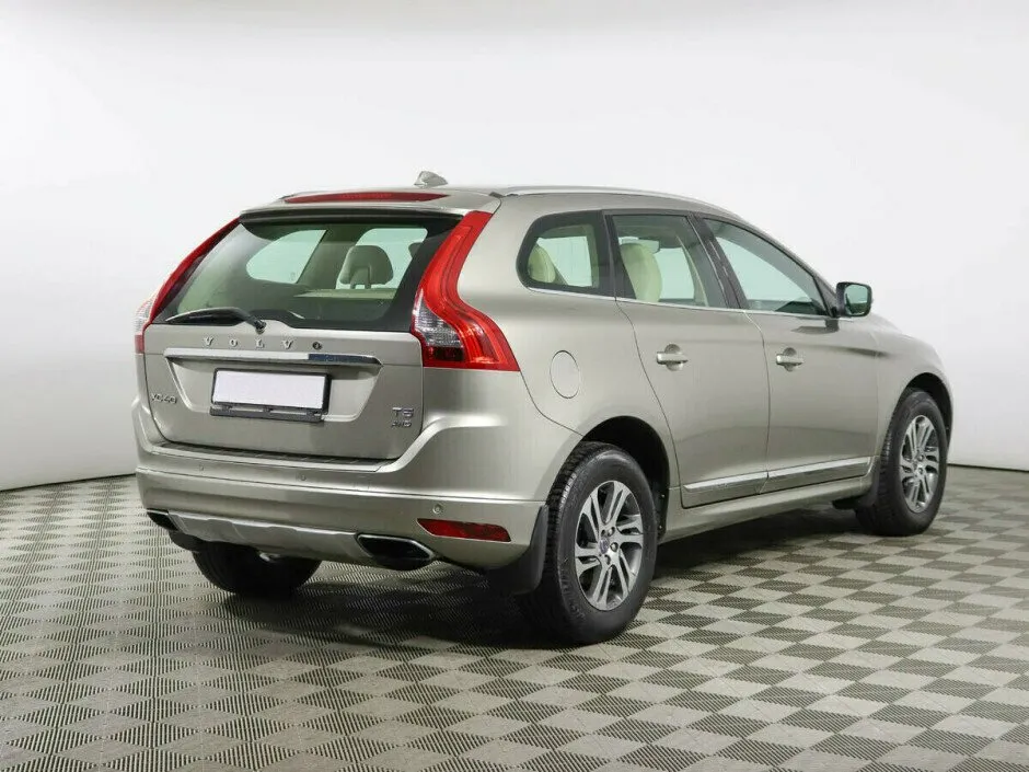 Volvo XC60 I Рестайлинг — фото 4