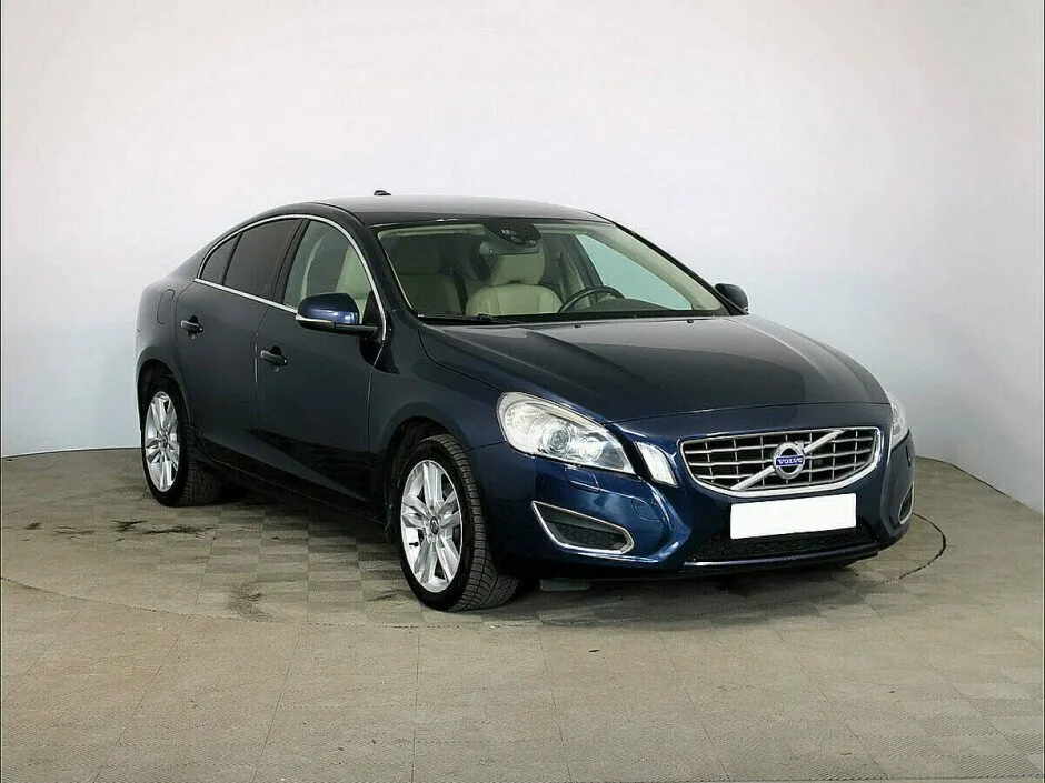 Volvo S60 II Рестайлинг — фото 2