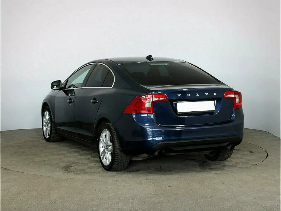 Volvo S60 II Рестайлинг — фото 3