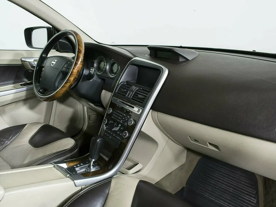 Volvo XC60 I — фото 5