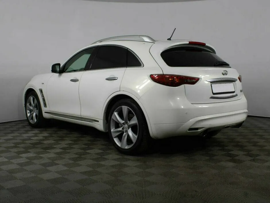 Infiniti FX II (S51) — фото 4