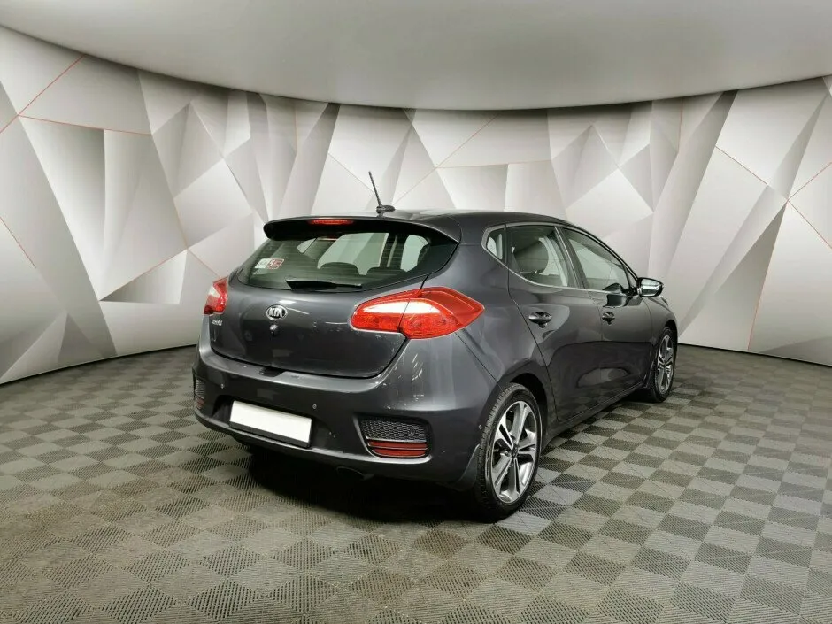 Kia Ceed II Рестайлинг — фото 2