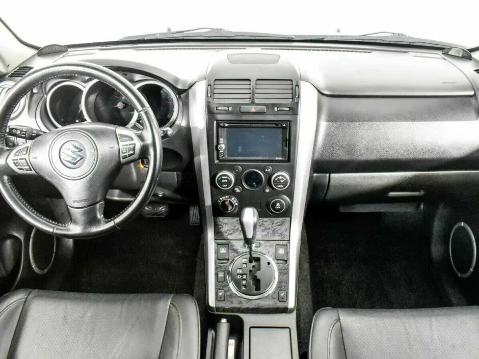Suzuki Grand Vitara II Рестайлинг — фото 5