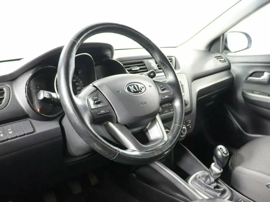 Kia Rio III — фото 2