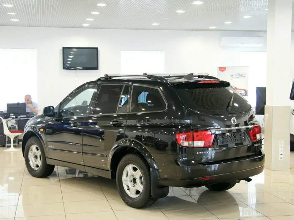 SsangYong Kyron I Рестайлинг — фото 4