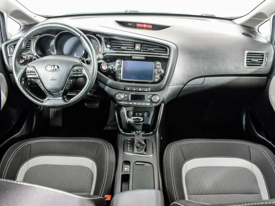 Kia Ceed II Рестайлинг — фото 5