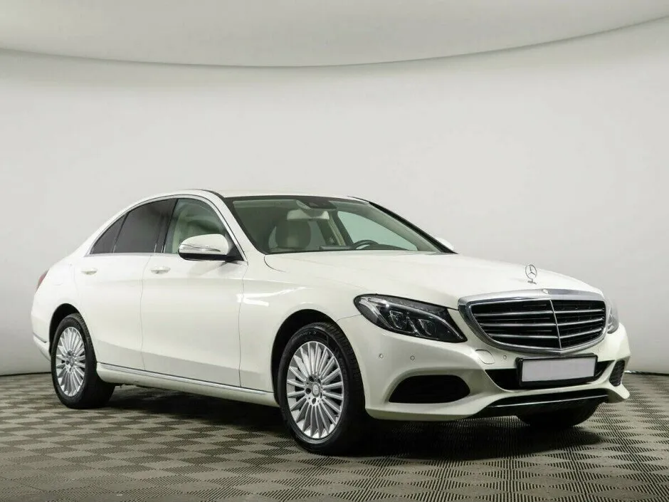 Mercedes-Benz C-Класс IV (W205) — фото 2