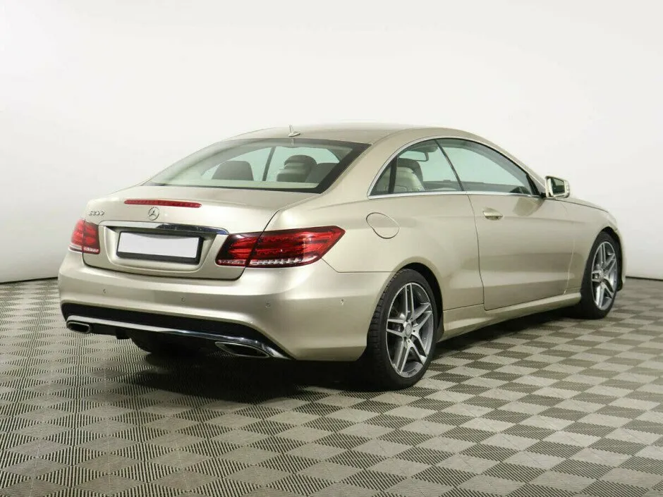 Mercedes-Benz E-Класс IV (W212, S212, C207) Рестайлинг · E200 Особая серия — фото 3