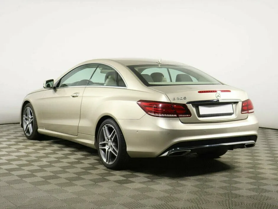 Mercedes-Benz E-Класс IV (W212, S212, C207) Рестайлинг · E200 Особая серия — фото 4