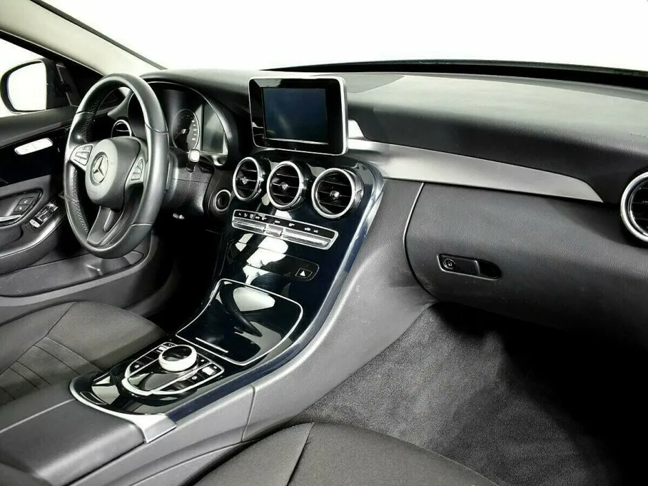 Mercedes-Benz C-Класс IV (W205) — фото 5
