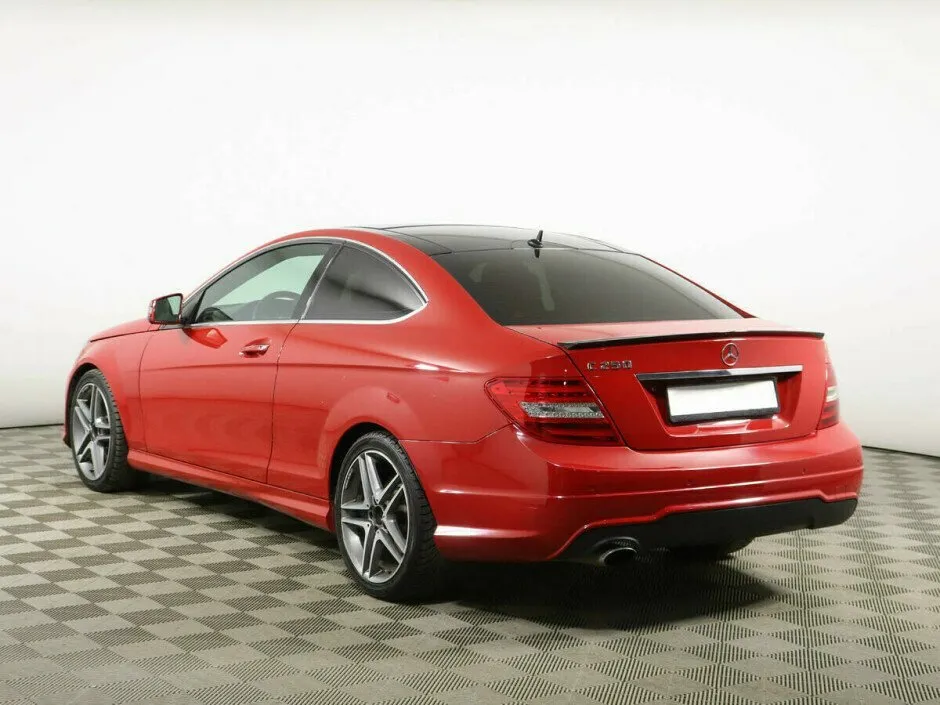 Mercedes-Benz C-Класс IV (W205) — фото 4