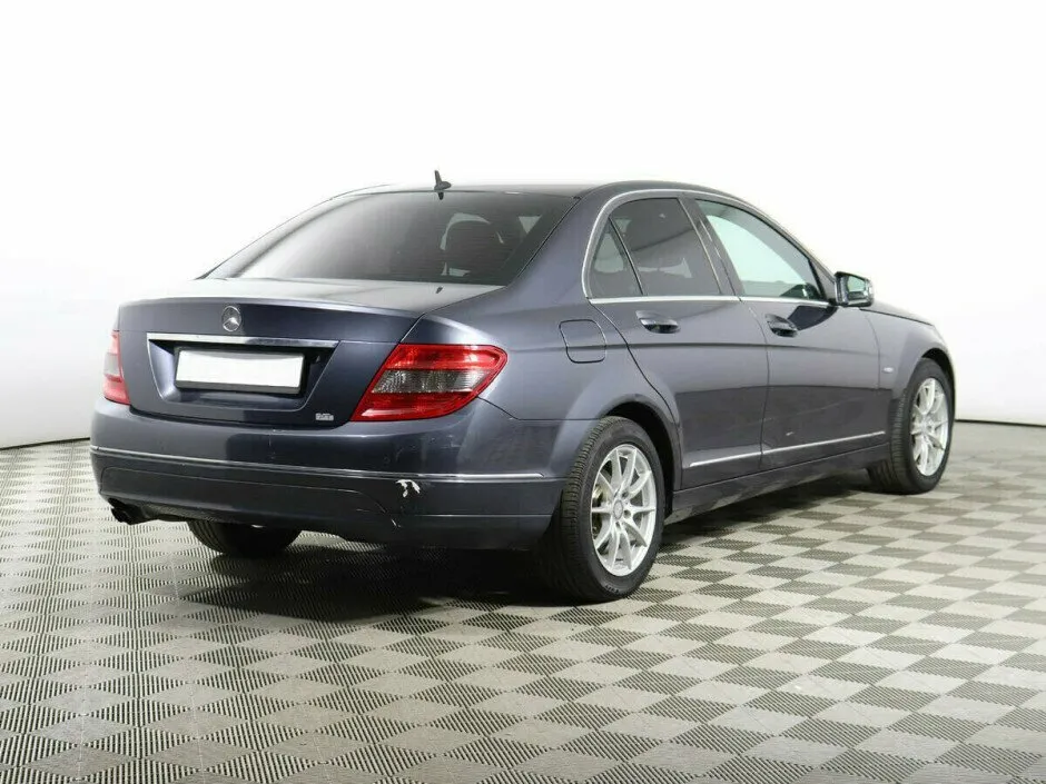 Mercedes-Benz C-Класс III (W204) — фото 4
