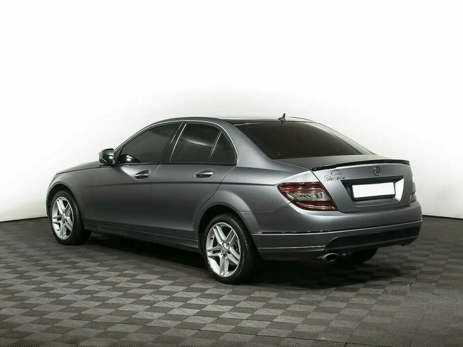 Mercedes-Benz C-Класс III (W204) — фото 3