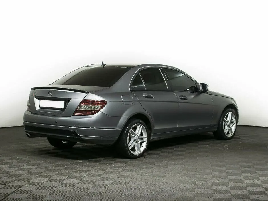 Mercedes-Benz C-Класс III (W204) — фото 4