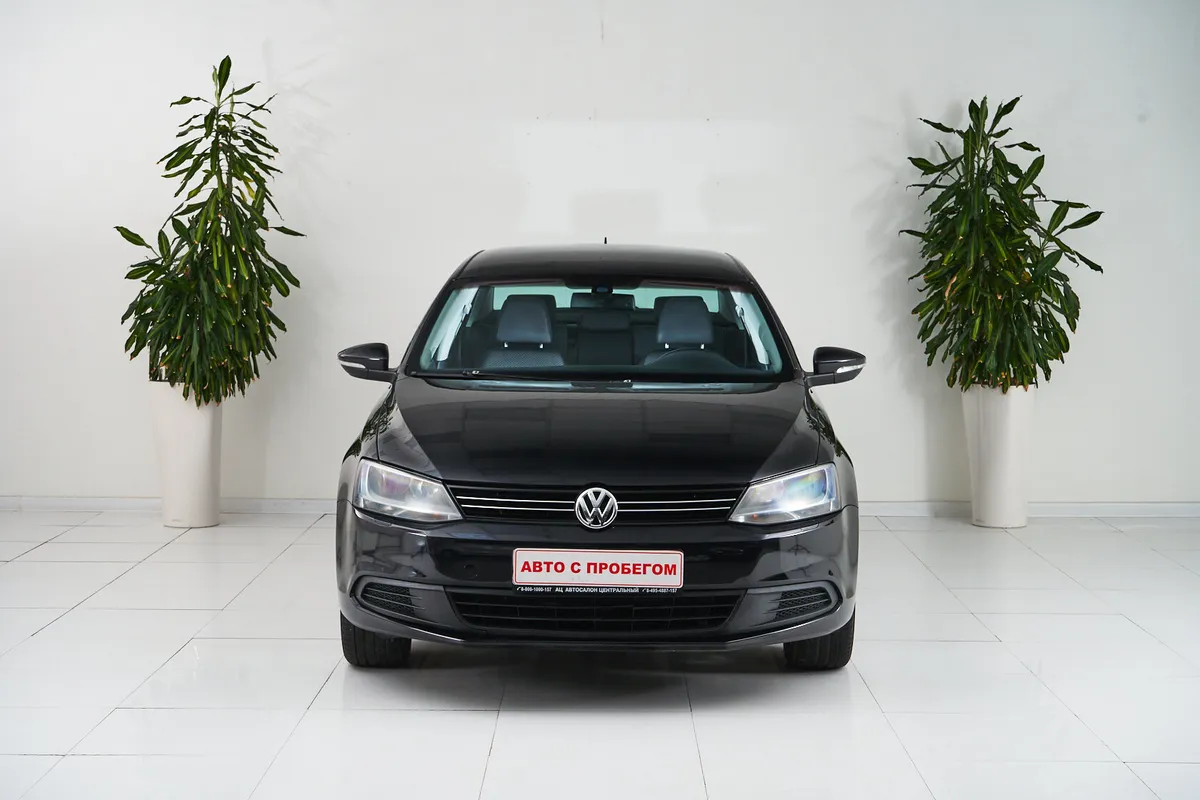 Volkswagen Jetta VI — фото 2