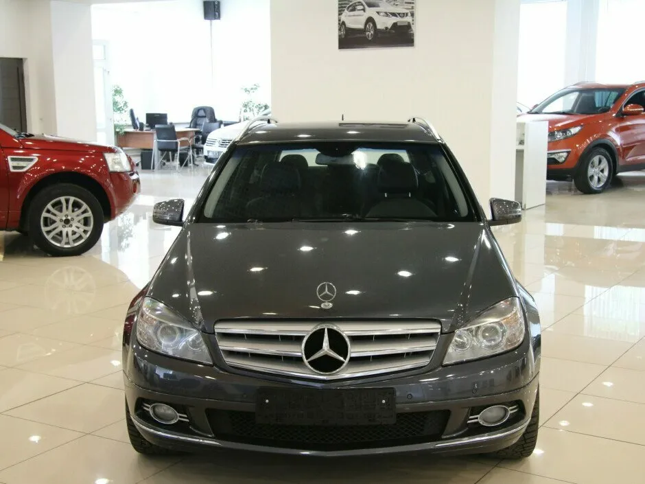 Mercedes-Benz C-Класс III (W204) — фото 2