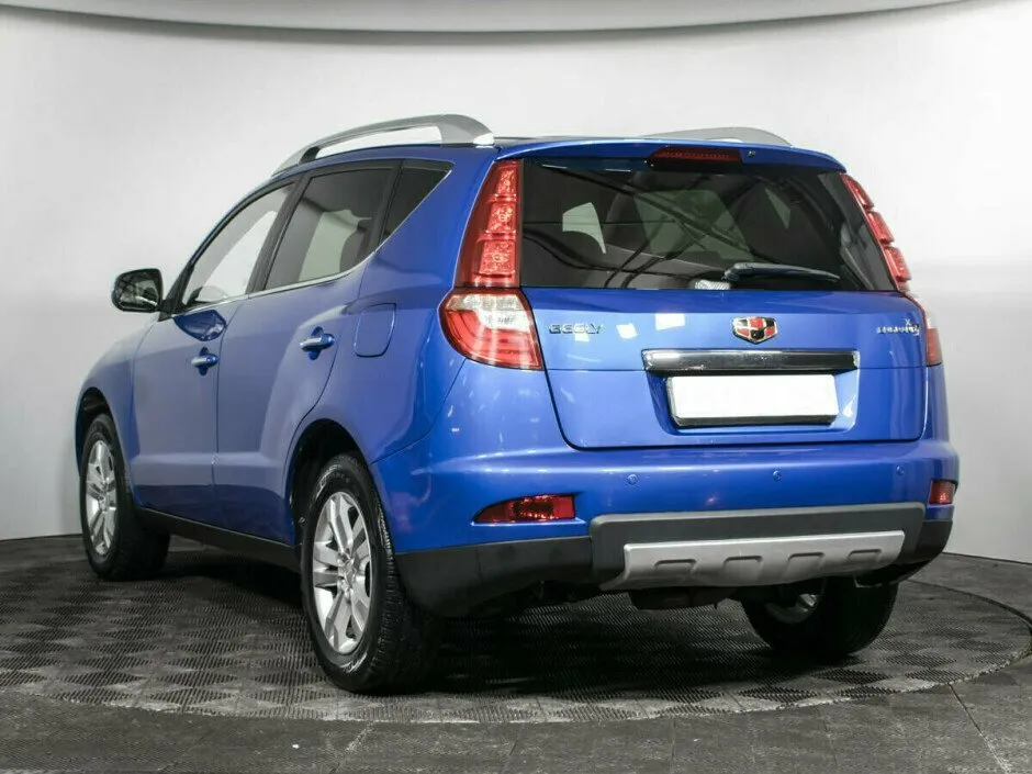 Geely Emgrand X7 I Рестайлинг — фото 3