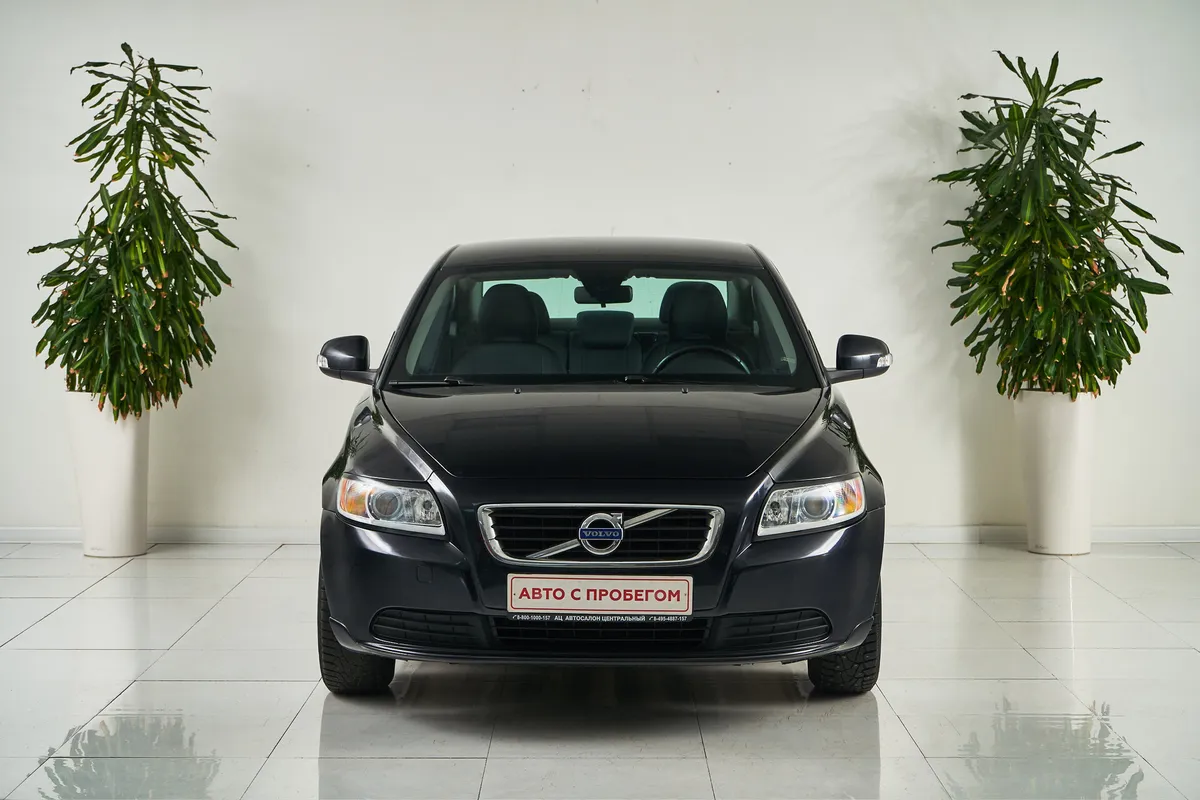Volvo S40 II Рестайлинг — фото 2