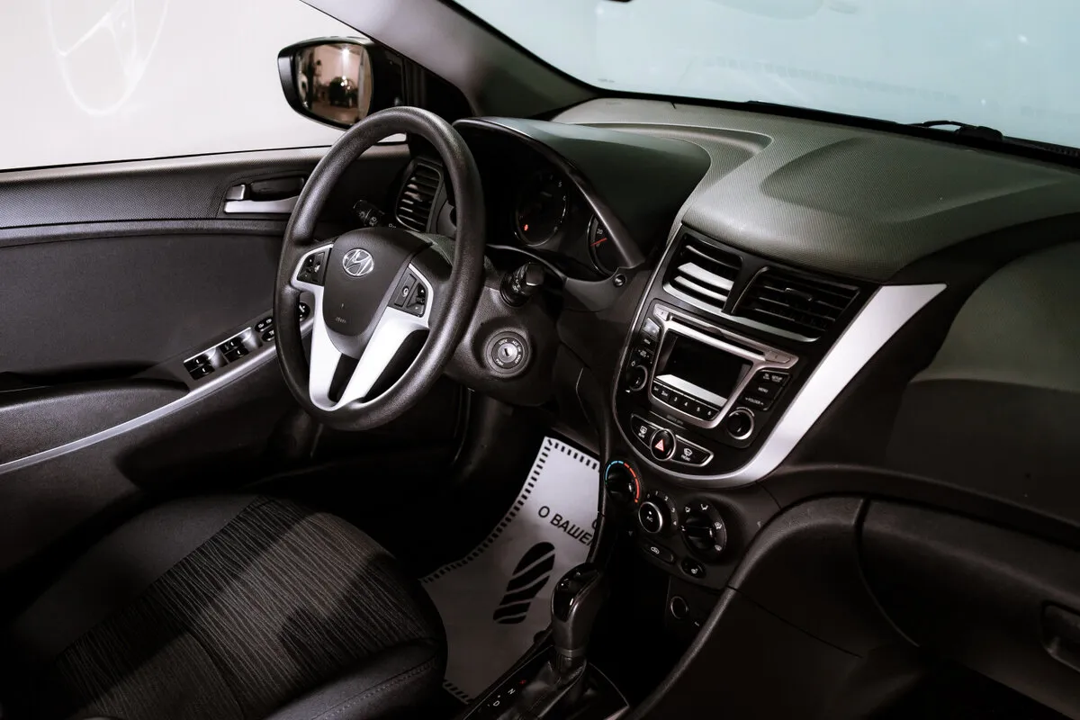 Hyundai Solaris I Рестайлинг — фото 5