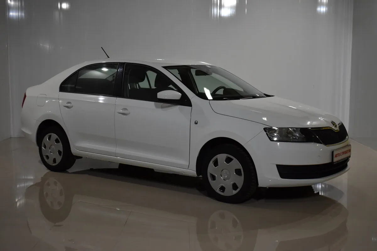 Skoda Rapid I — фото 2