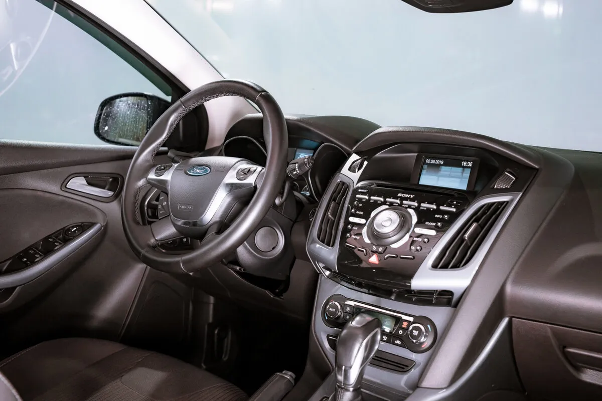 Ford Focus III Рестайлинг — фото 5