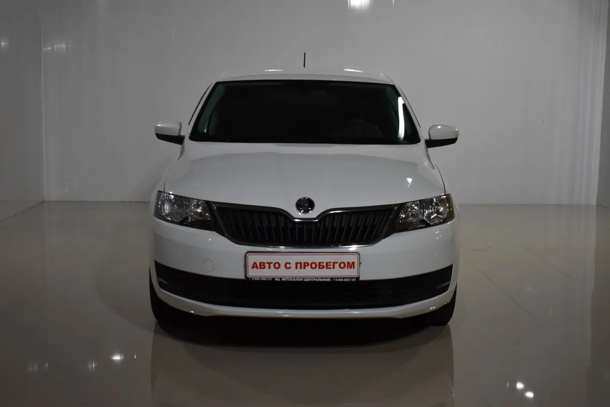 Skoda Rapid I — фото 2
