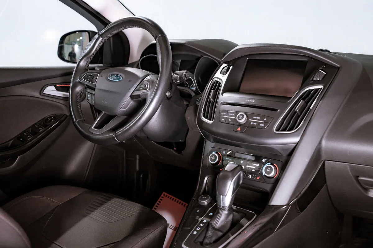 Ford Focus III Рестайлинг — фото 5