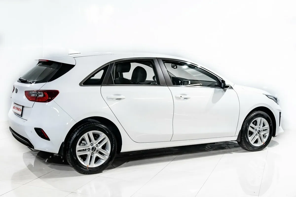 Kia Ceed II Рестайлинг — фото 3