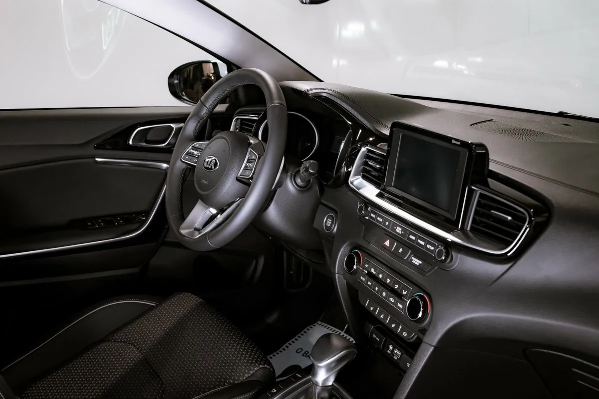 Kia Ceed II Рестайлинг — фото 5