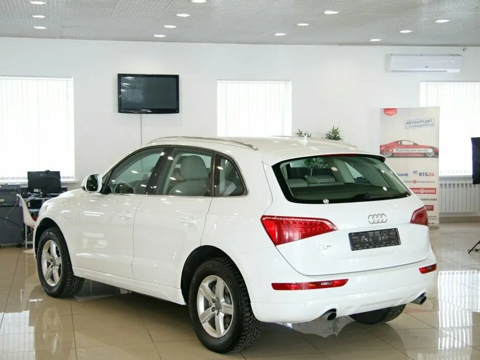 Audi Q5 I (8R) — фото 4