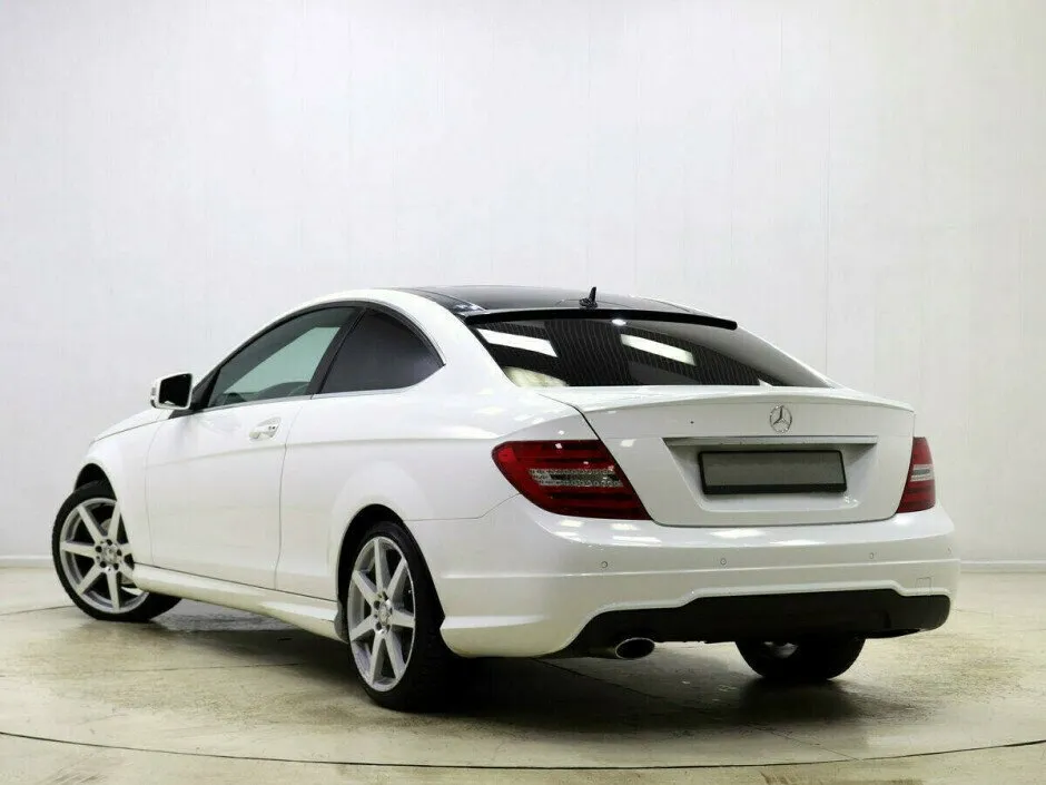 Mercedes-Benz C-Класс III (W204) Рестайлинг · C 180 — фото 3