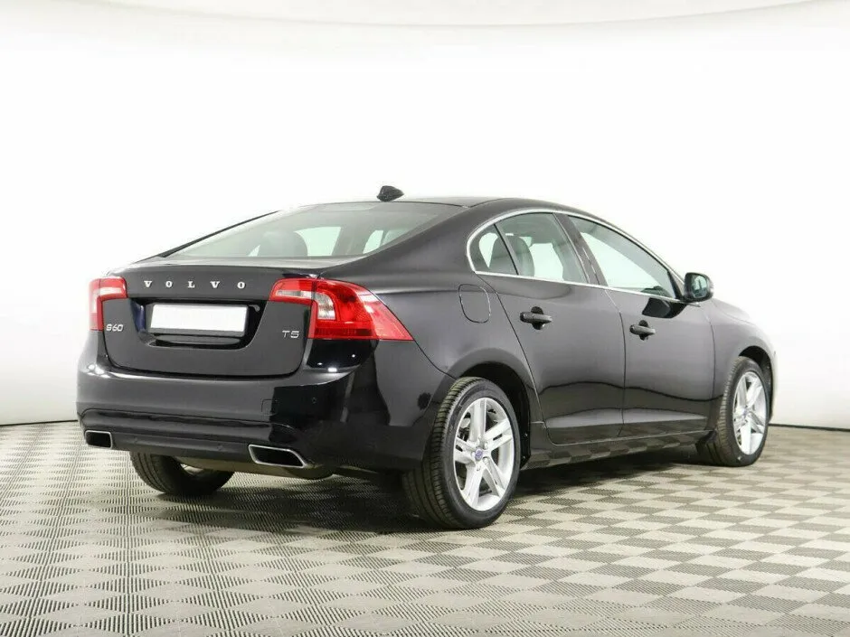 Volvo S60 II Рестайлинг — фото 4