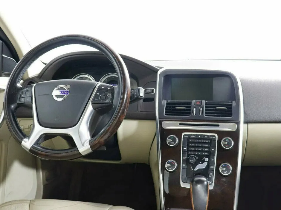 Volvo XC60 I — фото 5
