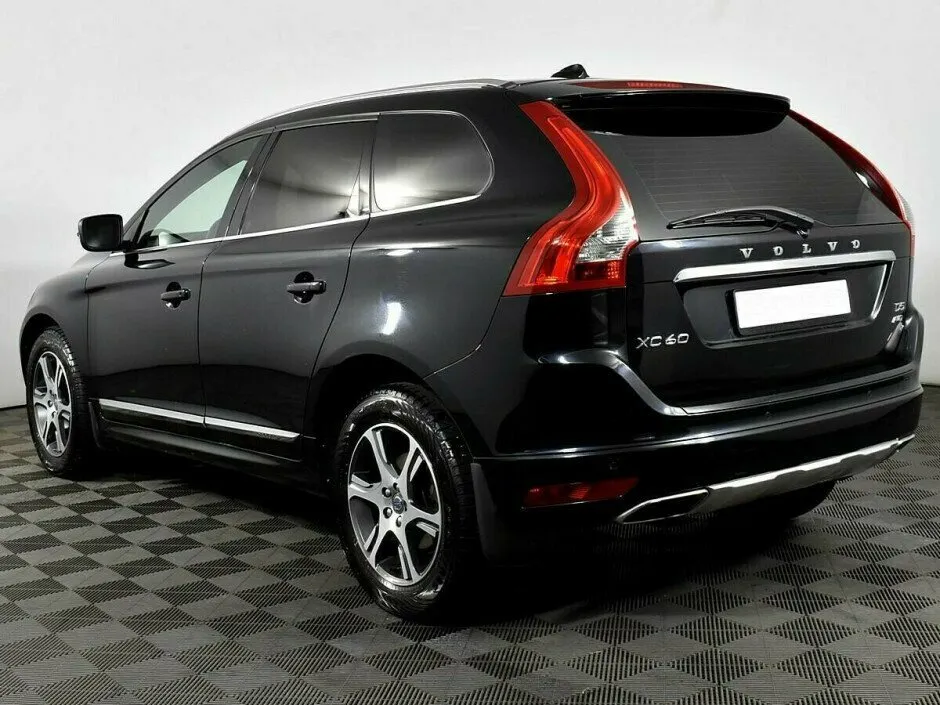Volvo XC60 I Рестайлинг — фото 4