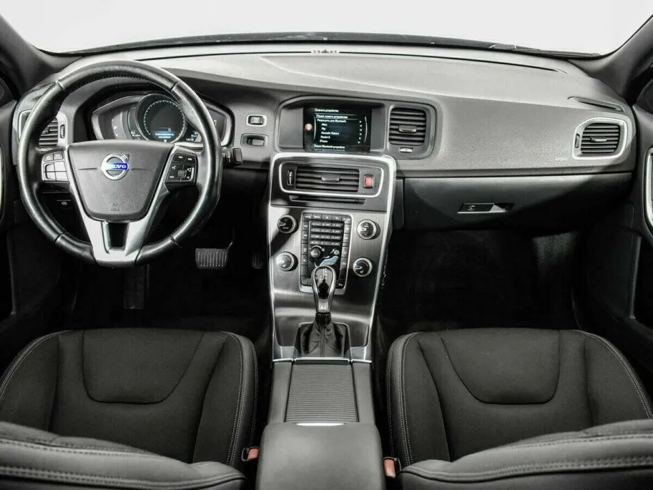 Volvo S60 II Рестайлинг — фото 5