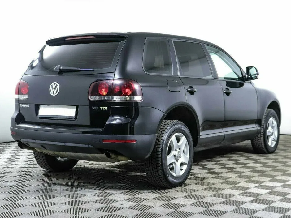 Volkswagen Touareg I — фото 3