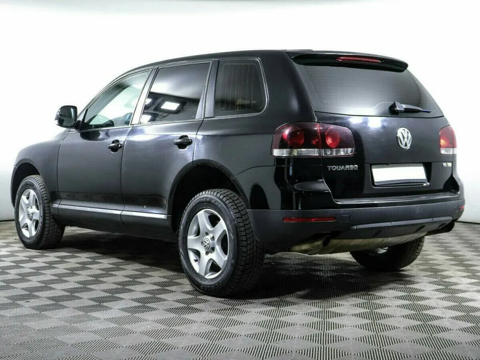 Volkswagen Touareg I — фото 4