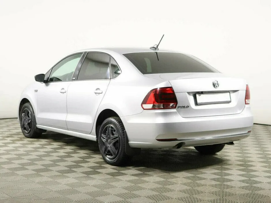 Volkswagen Polo V Рестайлинг — фото 3