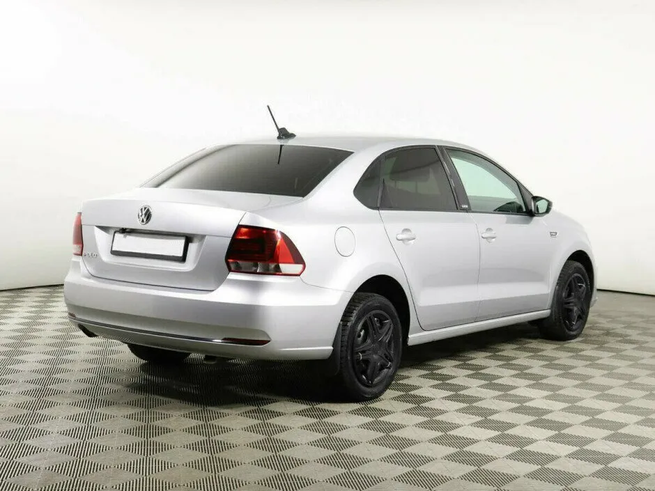 Volkswagen Polo V Рестайлинг — фото 4