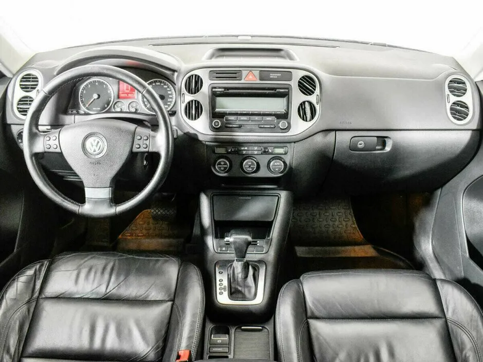 Volkswagen Tiguan I — фото 5