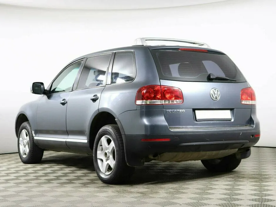 Volkswagen Touareg I Рестайлинг — фото 4