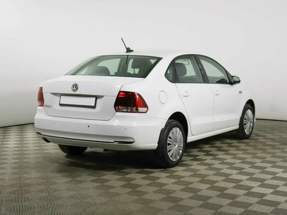 Volkswagen Polo V Рестайлинг — фото 4