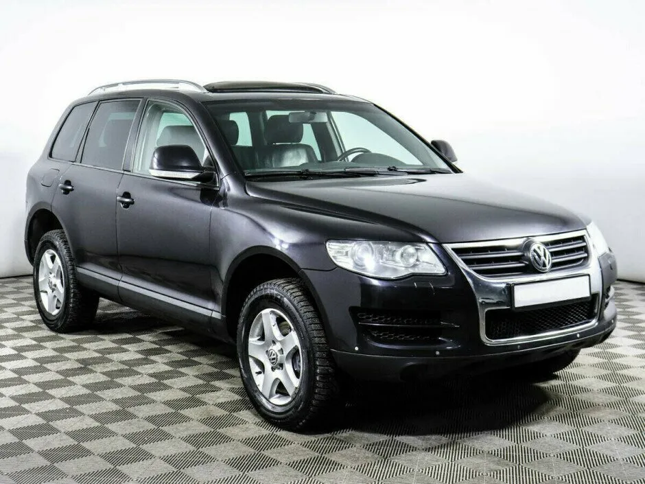 Volkswagen Touareg I — фото 2