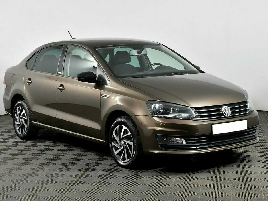 Volkswagen Polo V Рестайлинг — фото 2