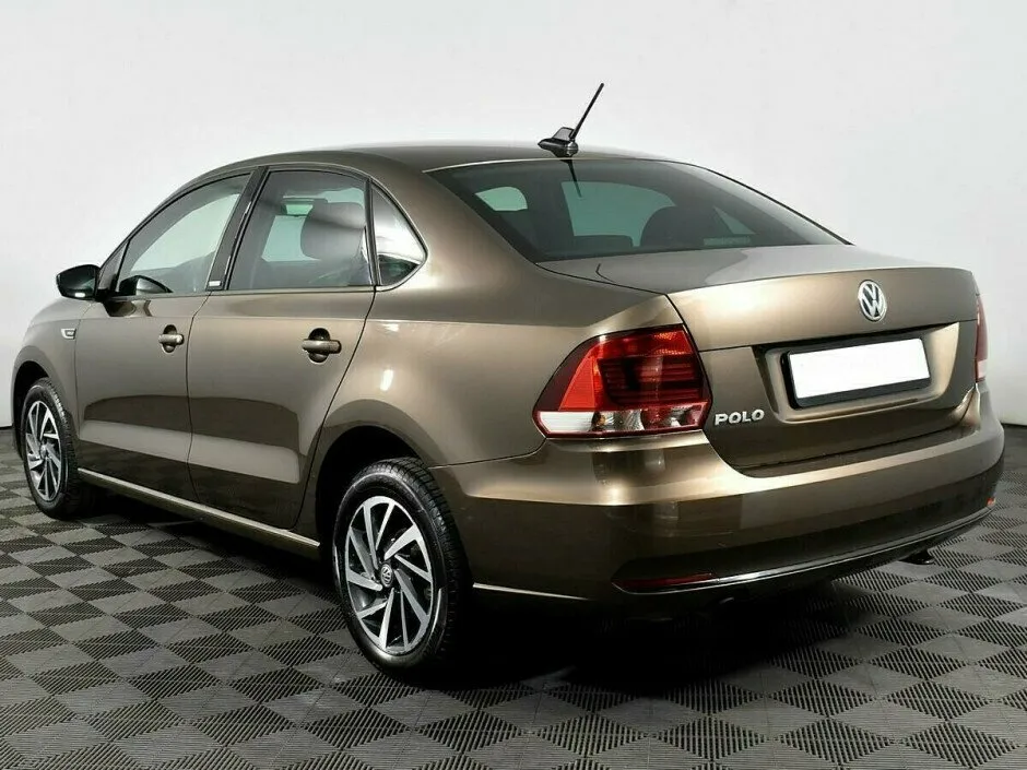 Volkswagen Polo V Рестайлинг — фото 3