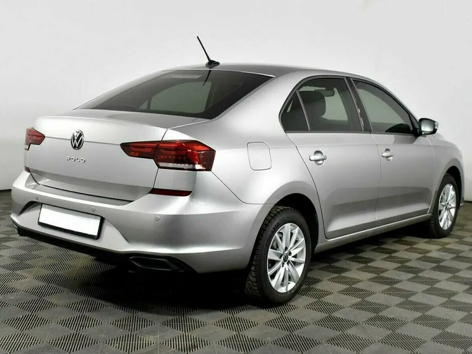Volkswagen Polo VI — фото 3